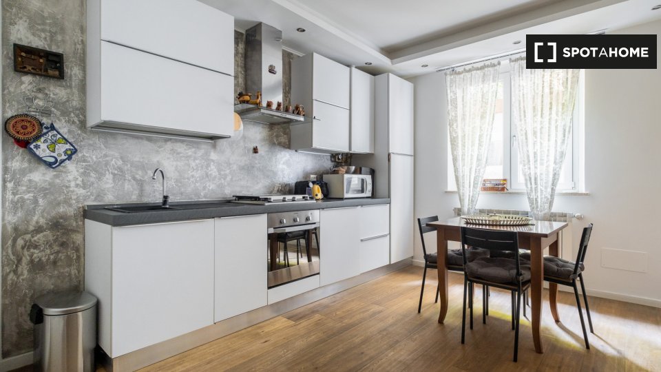 Immagine 1 di Appartamento in affitto  in Via de' Coltelli a Bologna