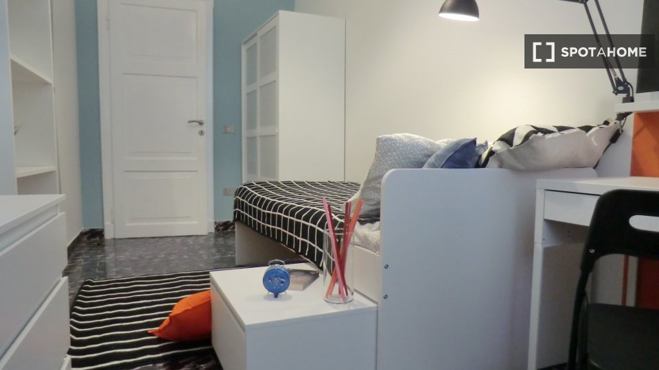 Immagine 5 di Camera condivisa in affitto  in Galleria Santa Lucia a Padova