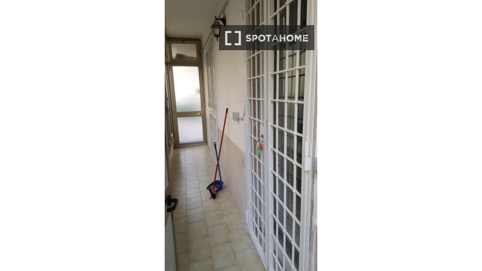 Immagine 2 di Ufficio in affitto  in Via dei Platani a Roma