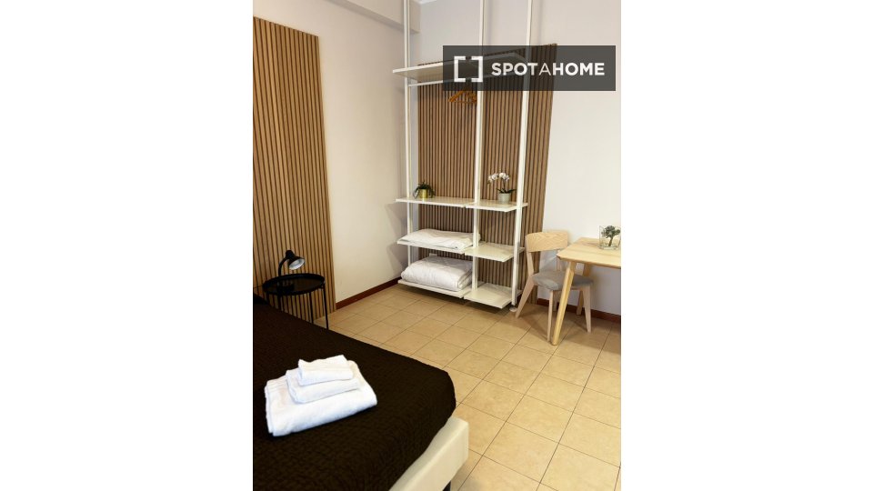 Immagine 13 di Ufficio in affitto  in Via Prenestina a Roma