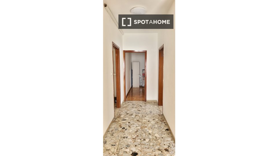 Immagine 12 di Camera condivisa in affitto  in Via Tripoli a Padova