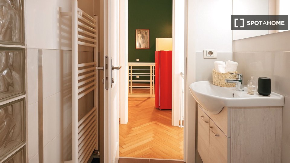 Immagine 6 di Appartamento in affitto  in Via Giuseppe Meda a Milano