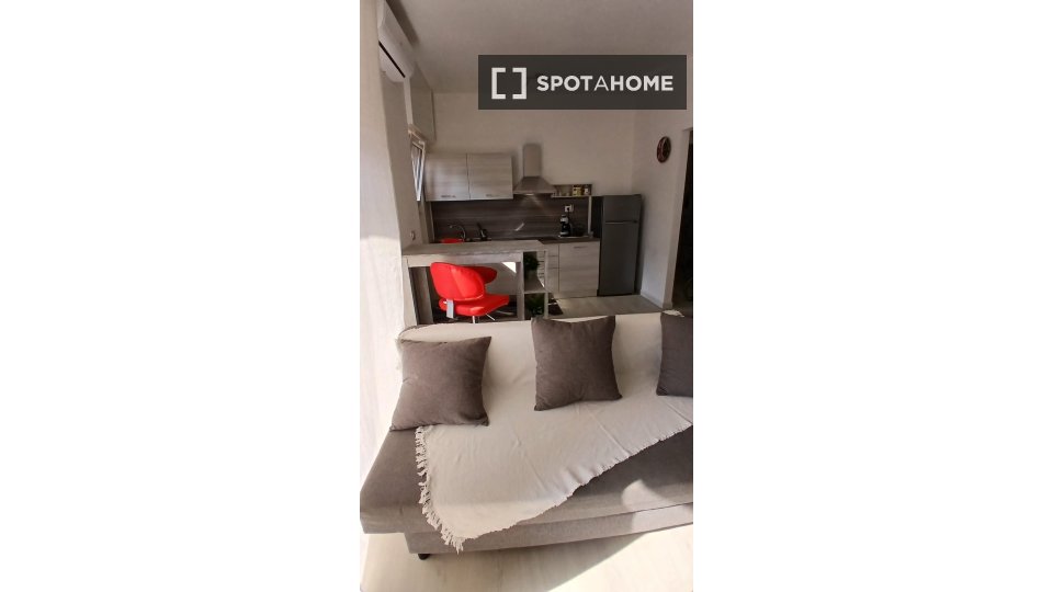 Immagine 17 di Ufficio in affitto  in Via Paul Valery a Milano