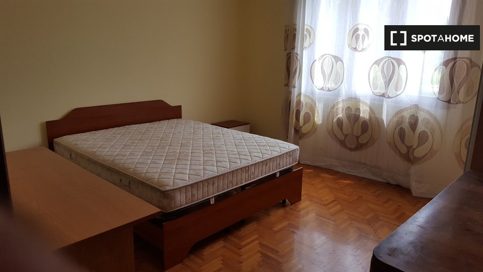 Immagine 3 di Camera condivisa in affitto  in Via Plebiscito a Padova