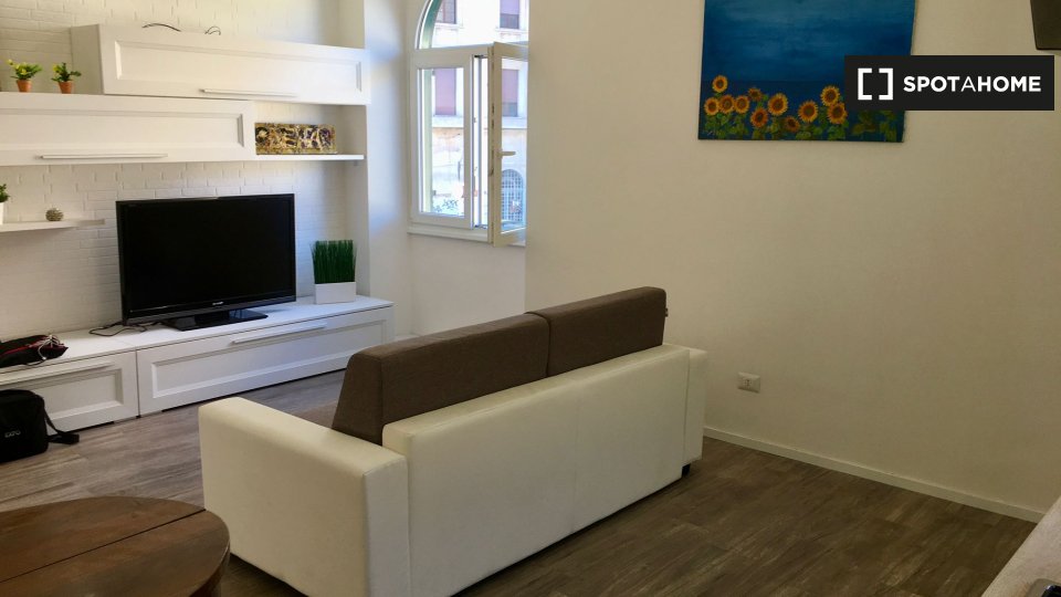 Immagine 5 di Appartamento in affitto  in Piazza Giovanni da Triora a Roma