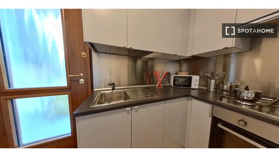 Immagine 15 di Camera condivisa in affitto  in via Piovese a Padova