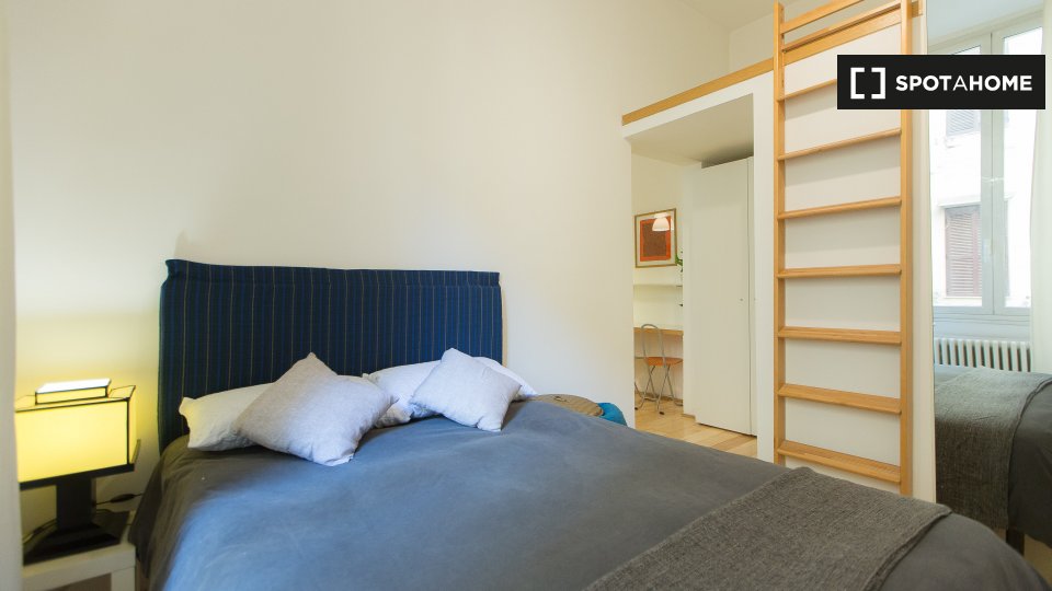 Immagine 12 di Appartamento in affitto  in Via Pompeo Magno a Roma