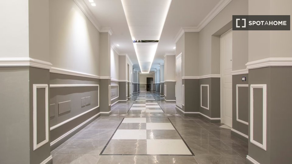 Immagine 17 di Appartamento in affitto  in Via Camillo Cavour a Firenze