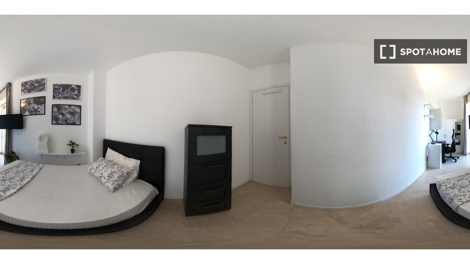 Immagine 5 di Camera condivisa in affitto  in Via Vettabbia a Milano