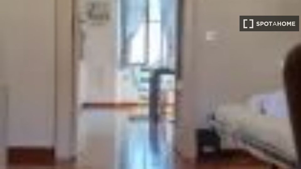 Immagine 13 di Appartamento in affitto  in Via Andrea Solari a Milano