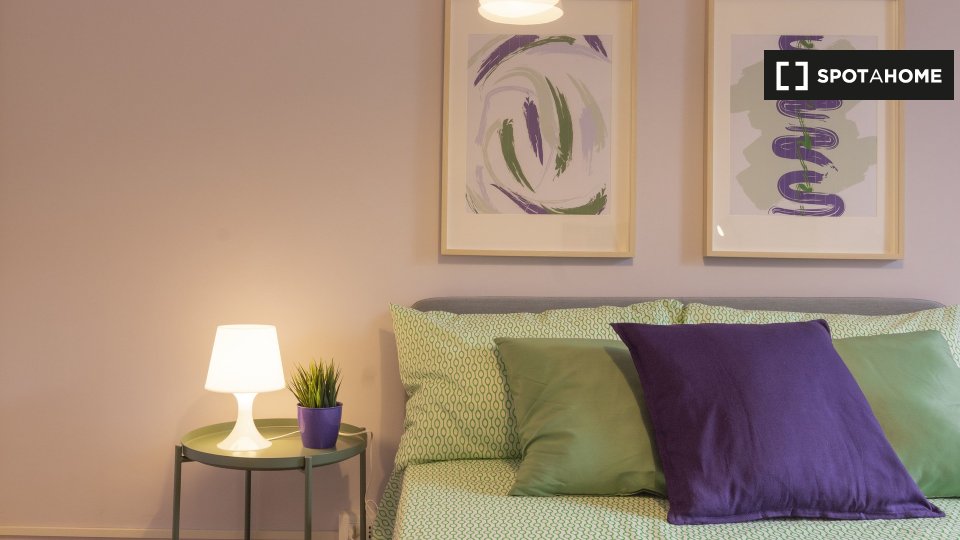 Immagine 2 di Camera condivisa in affitto  in Lungo Dora Napoli a Torino