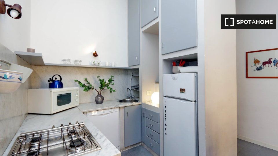 Immagine 18 di Appartamento in affitto  in Borgo Vittorio a Roma