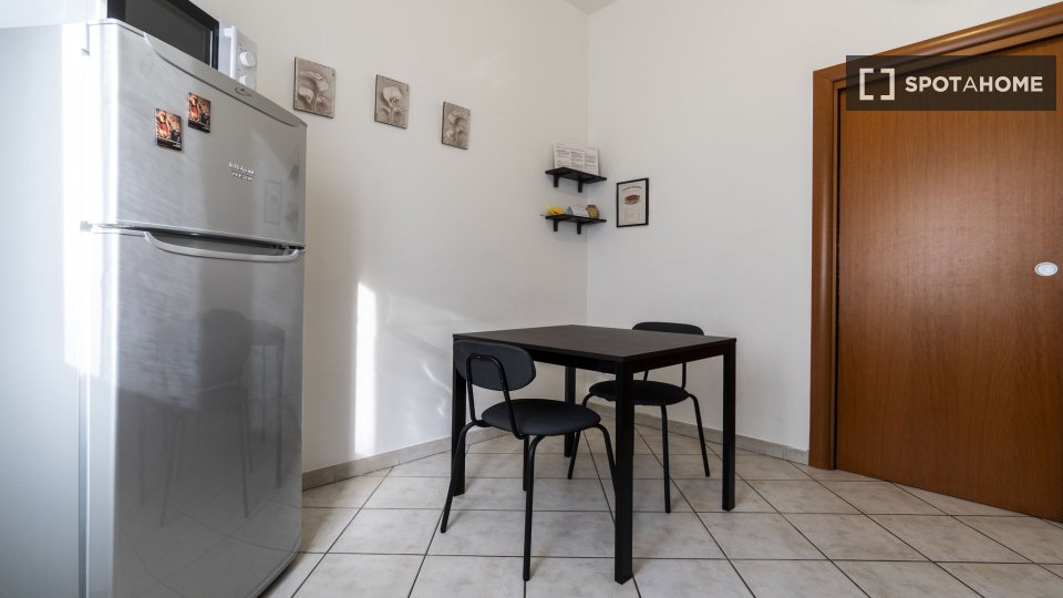 Immagine 8 di Appartamento in affitto  in Via Ferrarese a Bologna