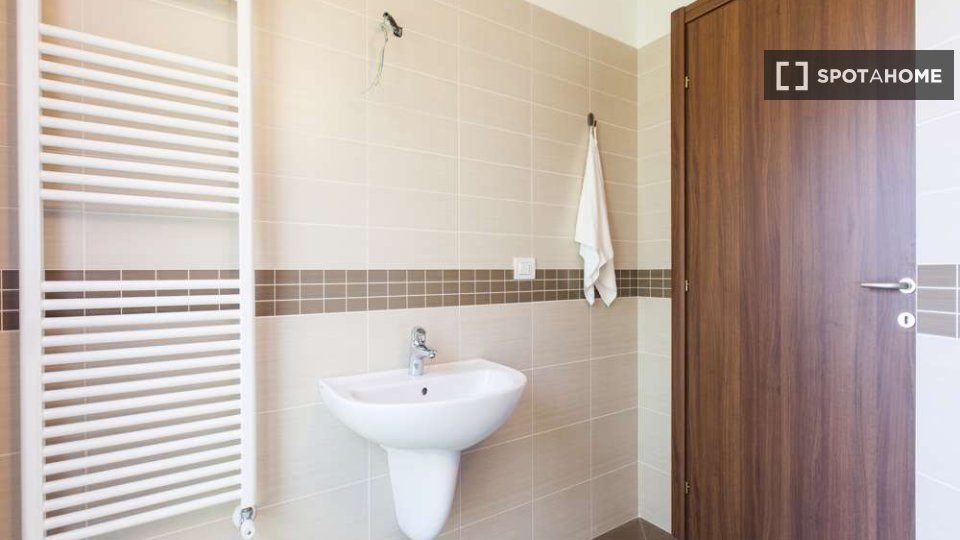 Immagine 19 di Camera condivisa in affitto  in Via Privata San Martiniano Milan a Milano