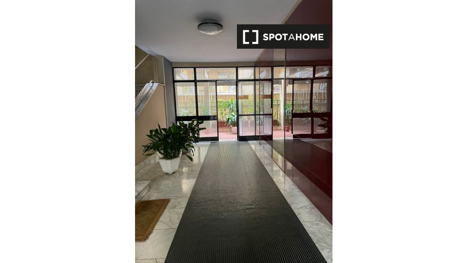 Immagine 13 di Appartamento in affitto  in Viale Marco Fulvio Nobiliore a Roma