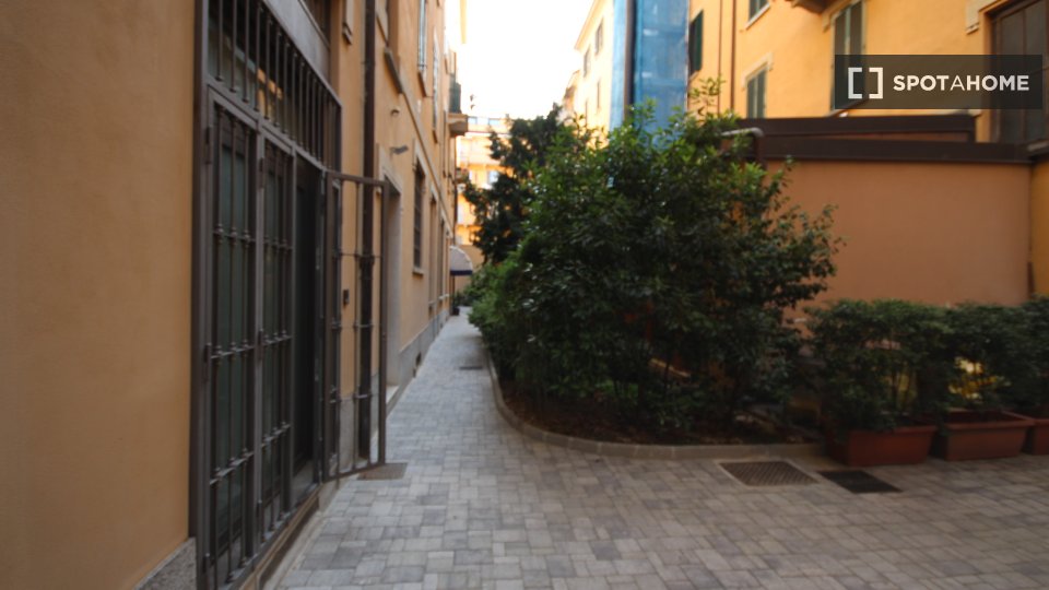 Immagine 7 di Appartamento in affitto  in Via Lodovico Castelvetro a Milano