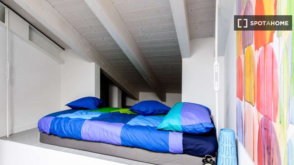 Immagine 1 di Camera condivisa in affitto  in Via Oreste Regnoli a Bologna