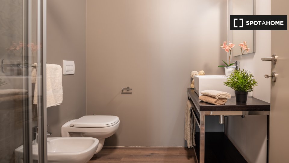 Immagine 5 di Camera condivisa in affitto  in Via Paganini a Rovereto