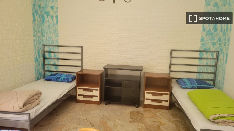 Immagine 6 di Camera condivisa in affitto  in Via Luciano Manara a Padova