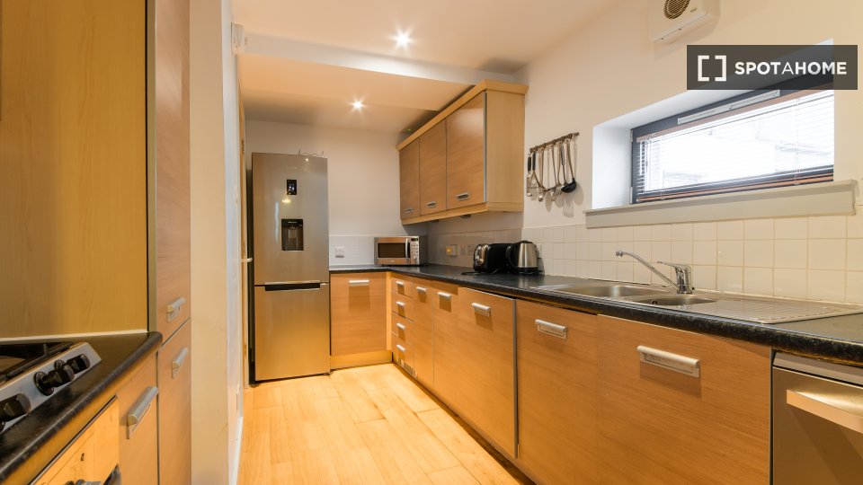 Immagine 10 di Appartamento in affitto  in /8 Old Fishmarket Cl a Old Town