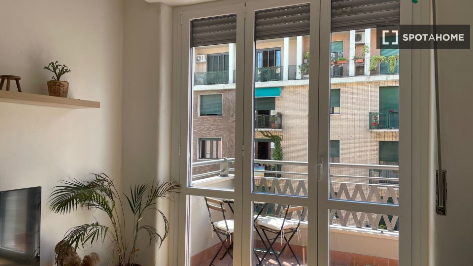 Immagine 12 di Appartamento in affitto  in Via Negroli a Milano