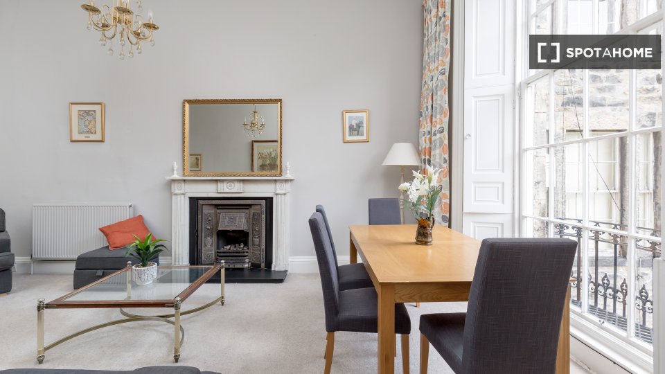 Immagine 5 di Appartamento in affitto  in Northumberland St a Inverleith, New Town and Fountainbridge
