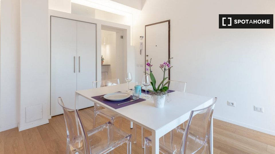 Immagine 7 di Appartamento in affitto  in Viale Papiniano a Milano