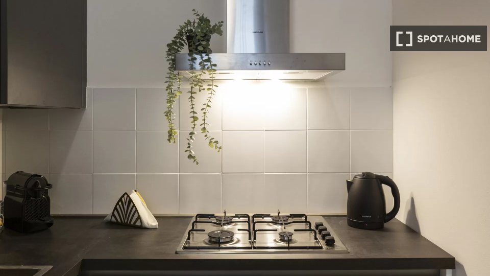 Immagine 17 di Ufficio in affitto  in Viale Coni Zugna a Milano