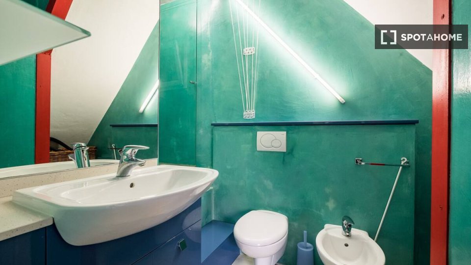 Immagine 9 di Appartamento in affitto  in Via Santa Caterina a Bologna