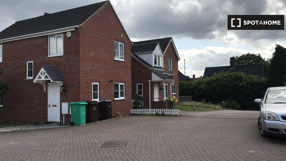 Immagine 17 di Camera condivisa in affitto  in Oakford Cl a 