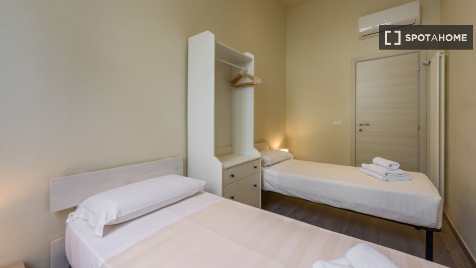 Immagine 19 di Appartamento in affitto  in Via Tripoli a Firenze