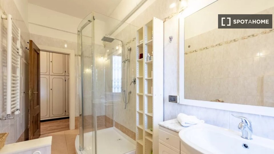 Immagine 2 di Appartamento in affitto  in Via Asolo a Genova