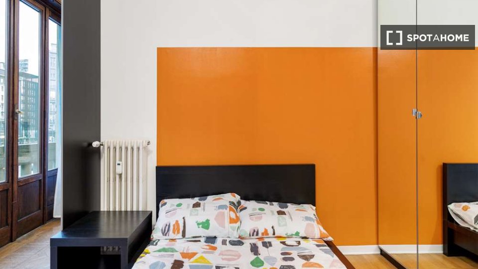 Immagine 17 di Camera condivisa in affitto  in Corso di Porta Vittoria a Milano