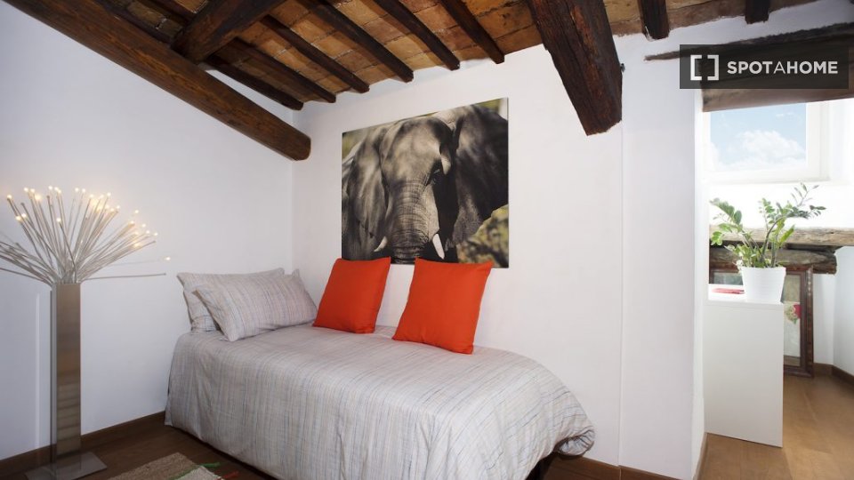 Immagine 5 di Appartamento in affitto  in Vicolo Moroni a Roma