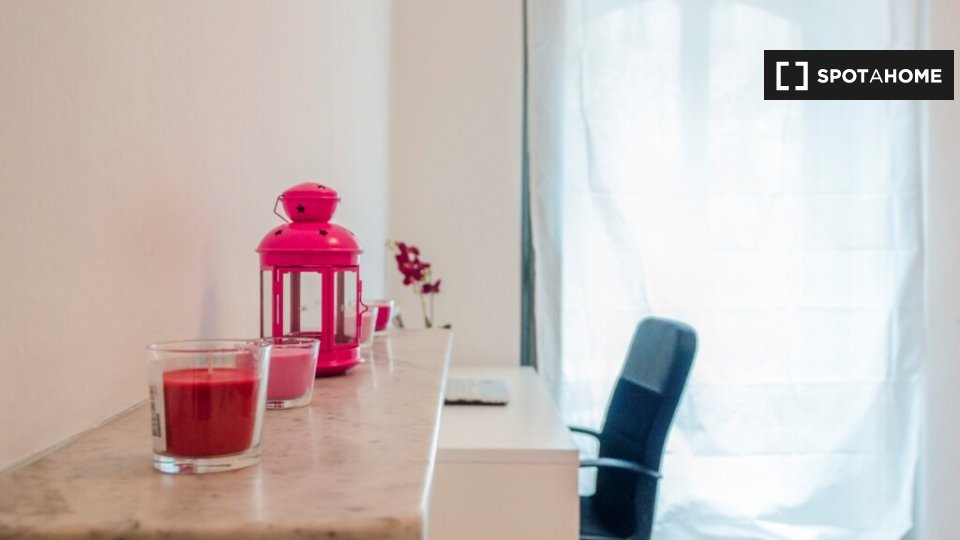 Immagine 8 di Camera condivisa in affitto  in Piazza Emanuele Filiberto a Torino