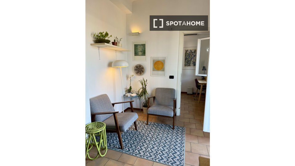 Immagine 1 di Ufficio in affitto  in Via Sebino a Milano