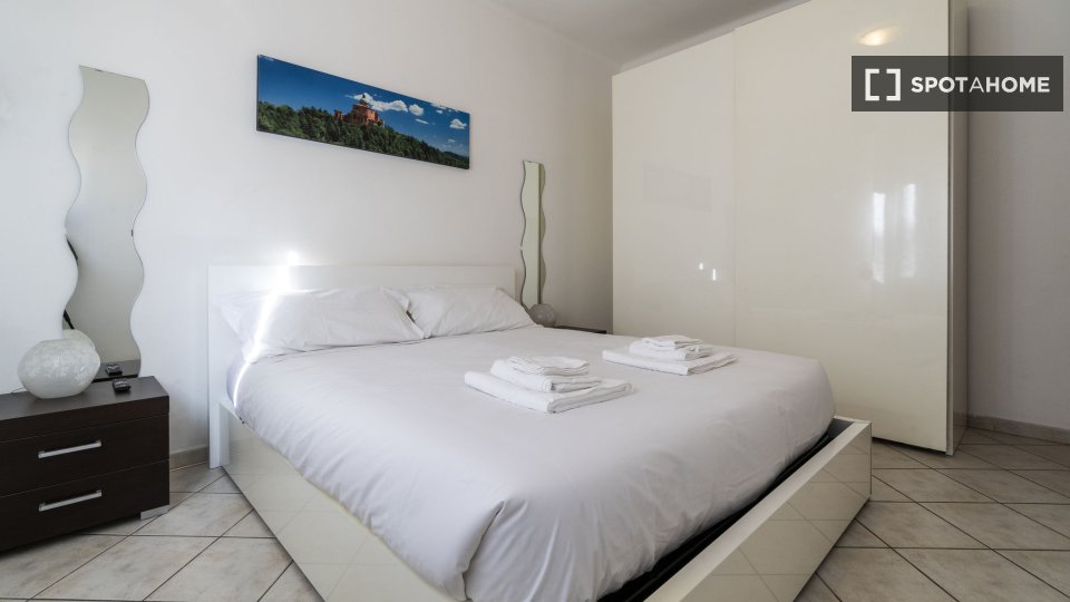 Immagine 1 di Appartamento in affitto  in Via Ferrarese a Bologna