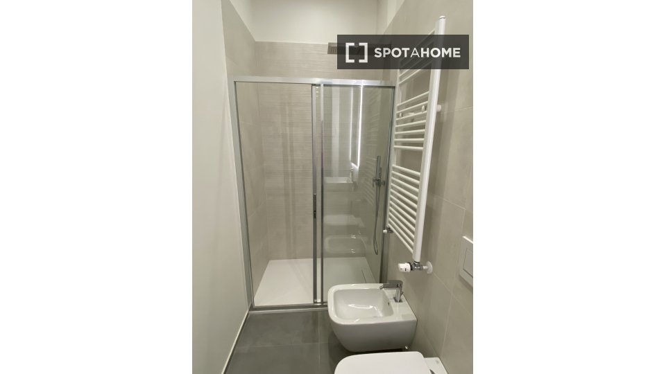 Immagine 18 di Appartamento in affitto  in Via delle Forze Armate a Milano