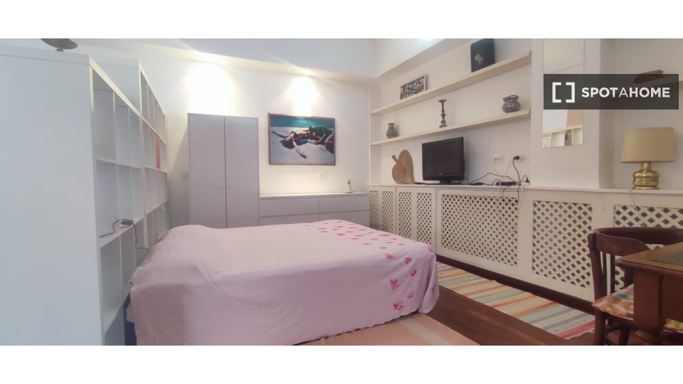 Immagine 7 di Ufficio in affitto  in Via S. Pio V a Roma