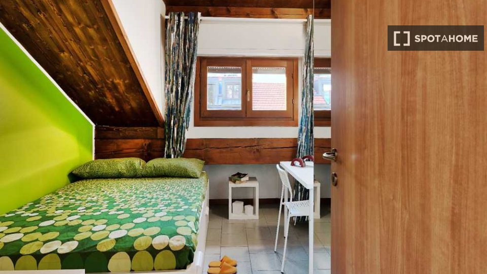 Immagine 16 di Camera condivisa in affitto  in Via Jacopo della Quercia Milan a Milano