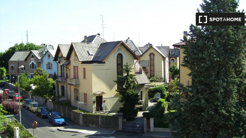 Immagine 17 di Camera condivisa in affitto  in Via Armando Diaz a Baranzate