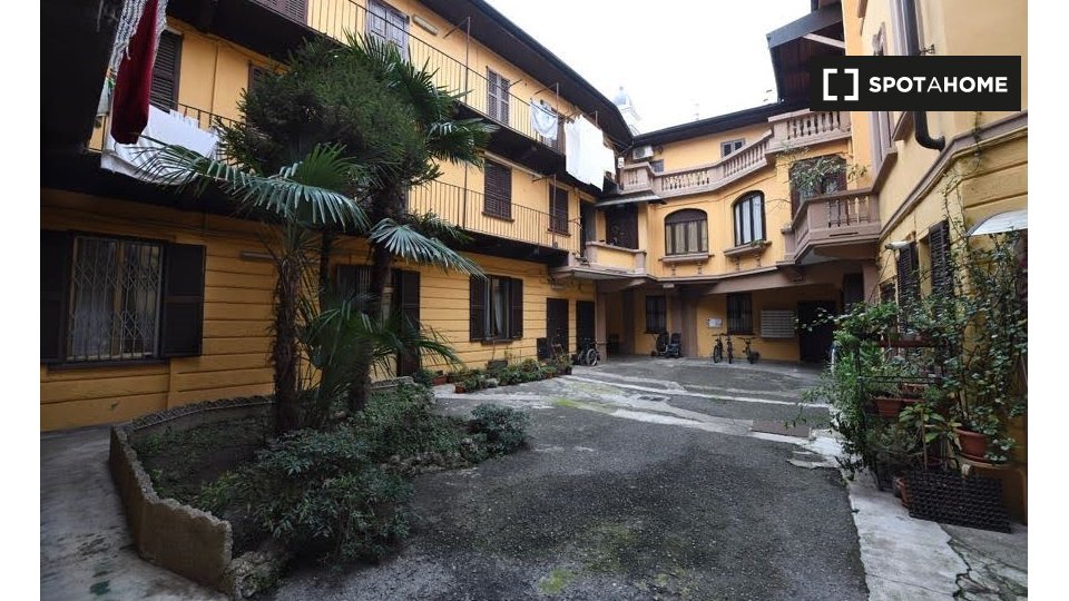 Immagine 17 di Ufficio in affitto  in Via Siro Capsoni a Milano