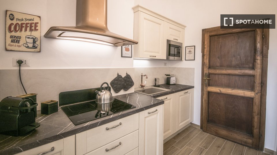 Immagine 9 di Appartamento in affitto  in Via Donatello a Roma