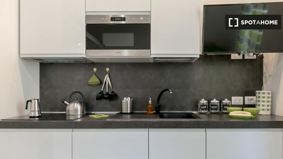 Immagine 19 di Ufficio in affitto  in Via Vespri Siciliani a Milano