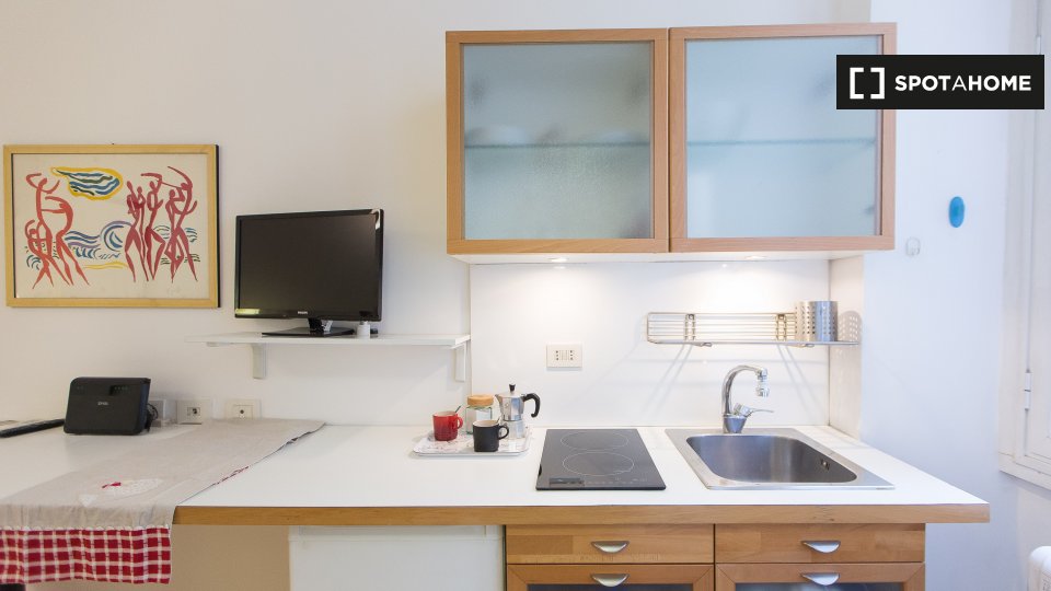 Immagine 11 di Appartamento in affitto  in Via Pompeo Magno a Roma