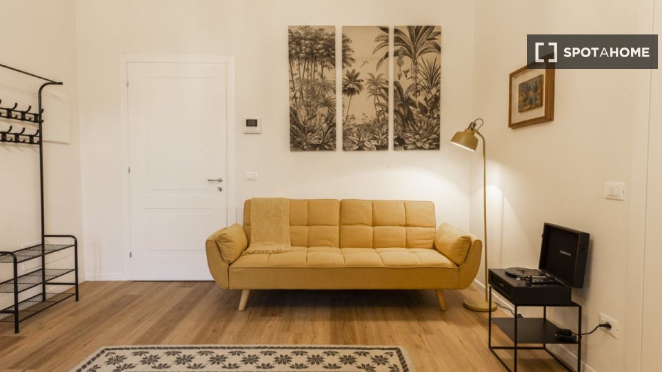 Immagine 7 di Appartamento in affitto  in Via Coluccio Salutati a Firenze