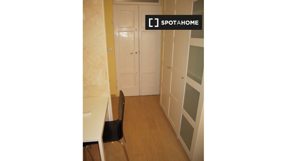 Immagine 7 di Ufficio in affitto  in Via Palestro a Bologna