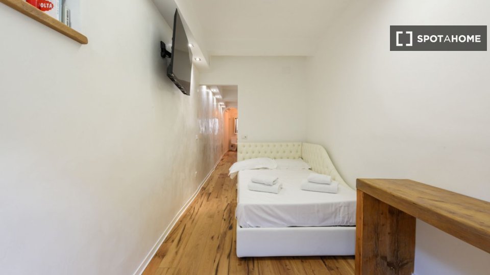 Immagine 9 di Appartamento in affitto  in Via Santa Maria a Firenze