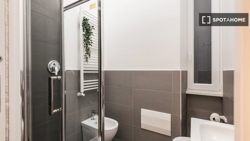 Immagine 11 di Appartamento in affitto  in Via Nomentana a Roma