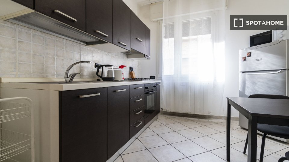 Immagine 6 di Appartamento in affitto  in Via Ferrarese a Bologna